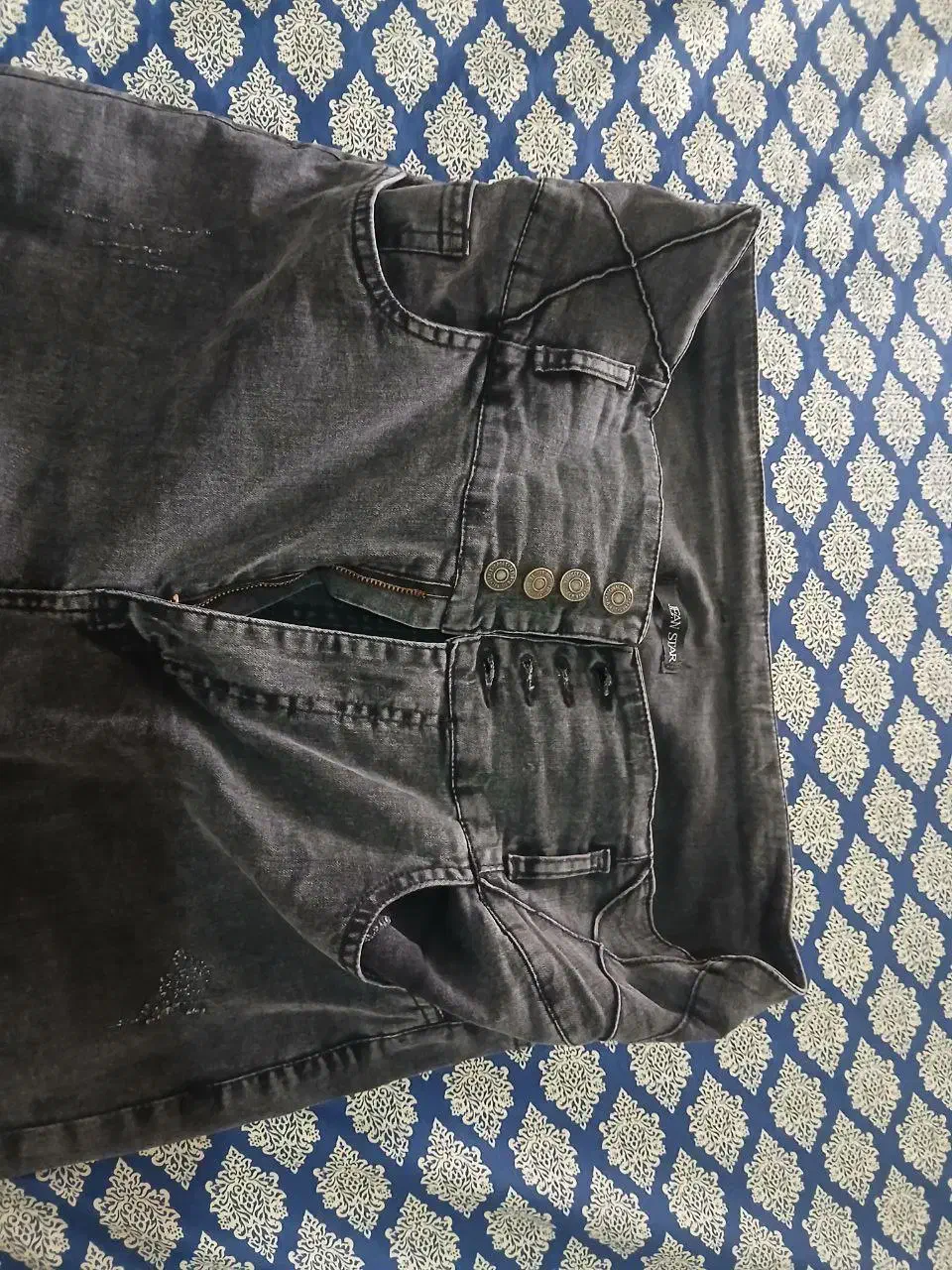 شلوار|لباس|هشتگرد, فاز ۱ مهستان|دیوار