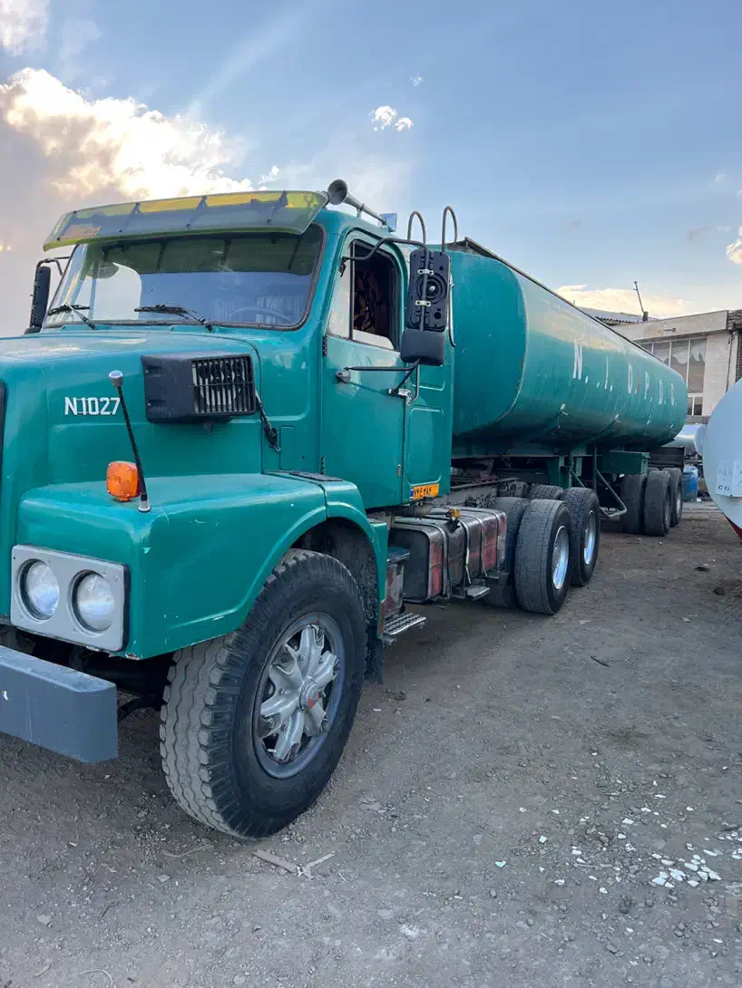 ولوو جفت کشنده شرکت نفتی|خودرو سنگین|اردبیل, |دیوار