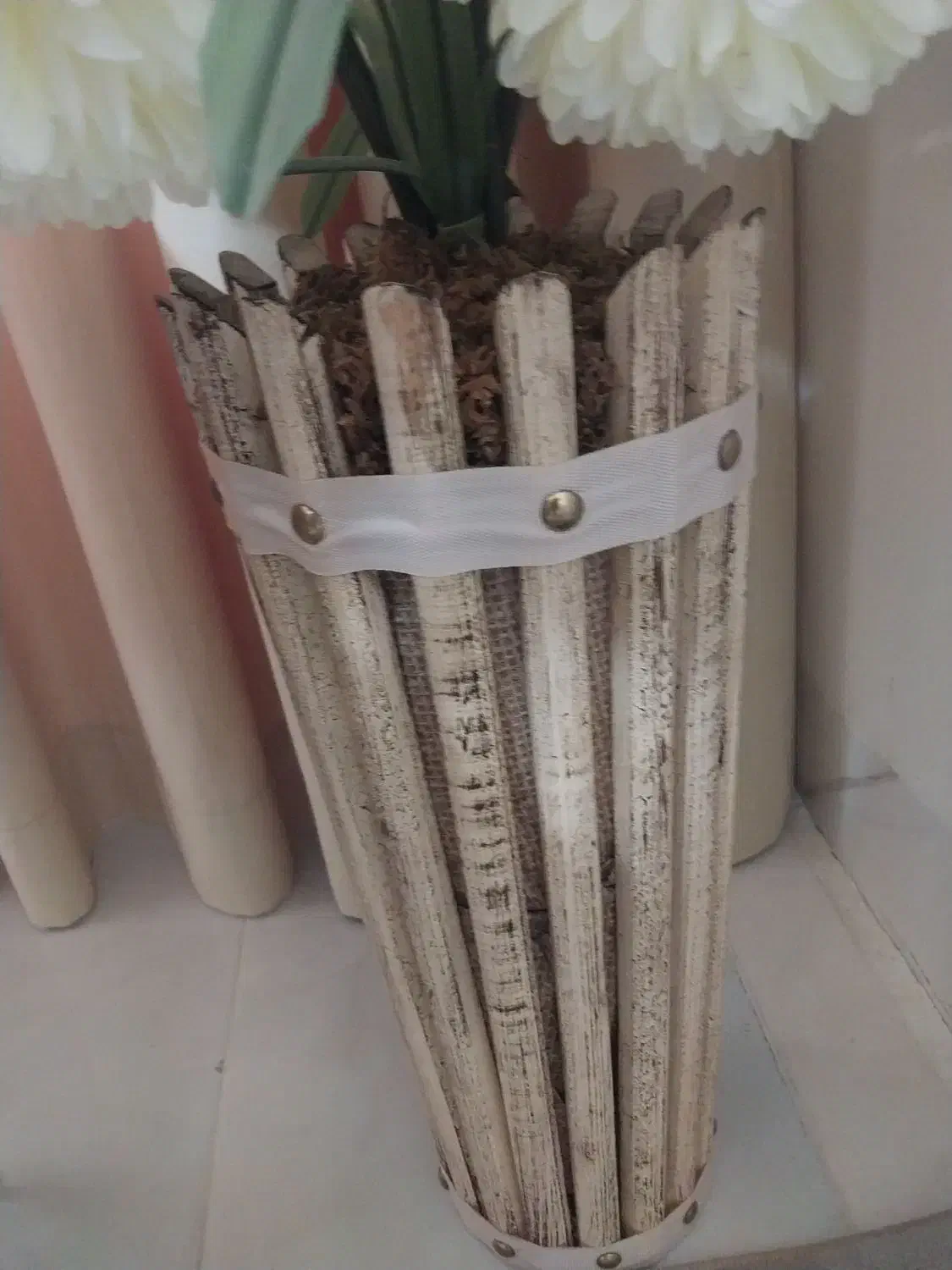 گل کنارسالنی درحدنو|گل مصنوعی|فیروزه, |دیوار