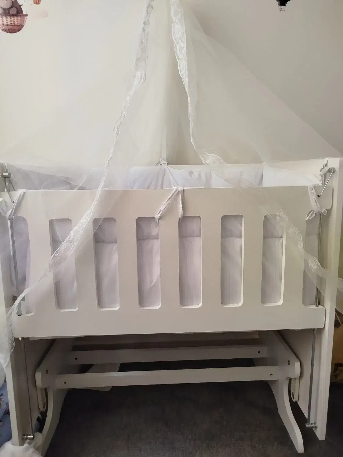 گهواره کنارمادر|اسباب و اثاث بچه|پرند, فاز ۶|دیوار