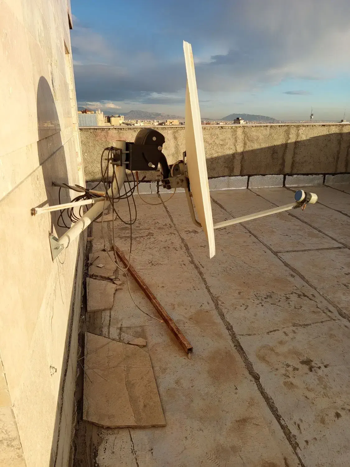 آنتن گیرنده تلویزیون|صوتی و تصویری|قم, زنبیل آباد|دیوار