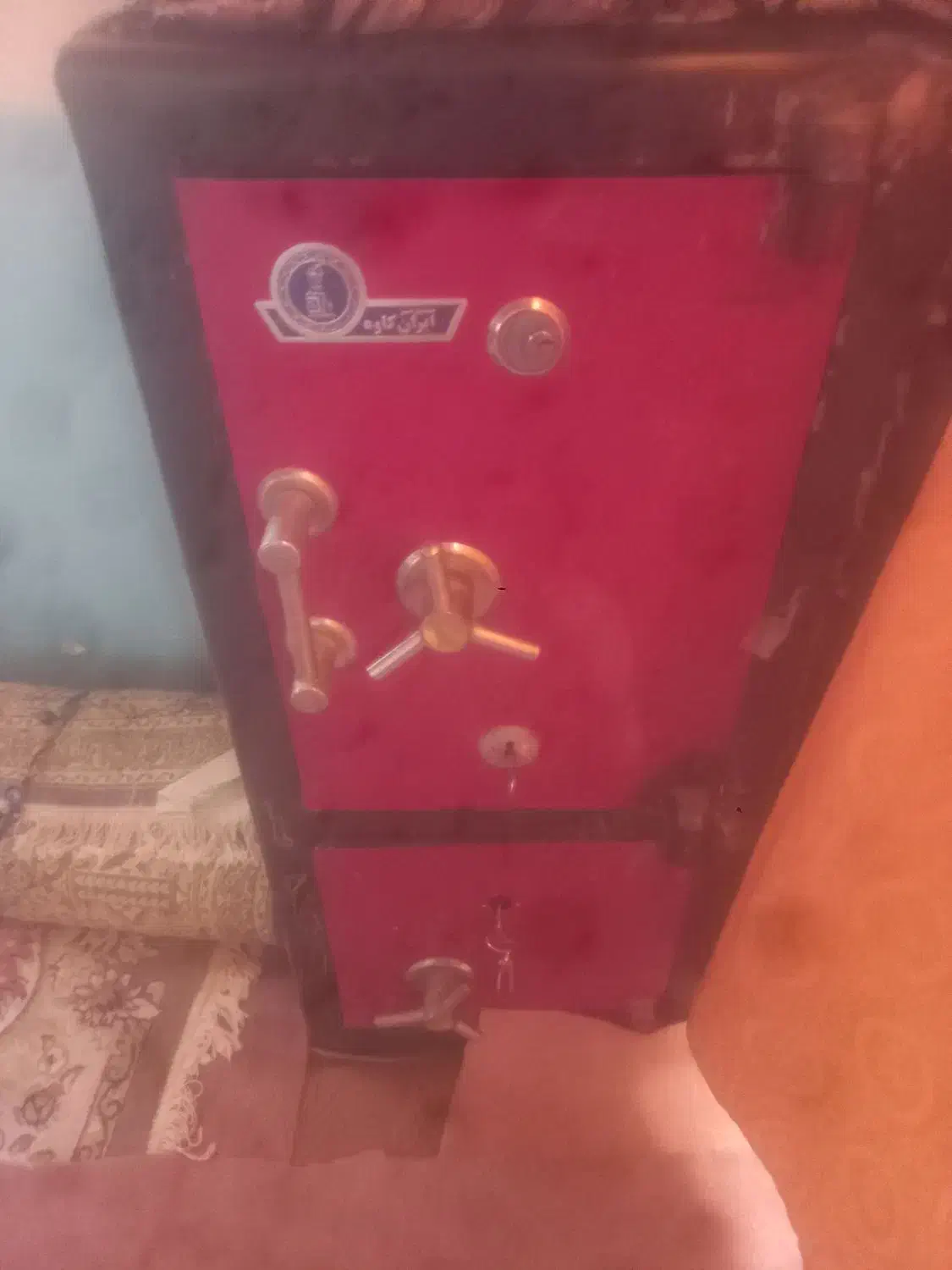 گاو صندوق دو طبقه|ابزارآلات|اسفراین, |دیوار