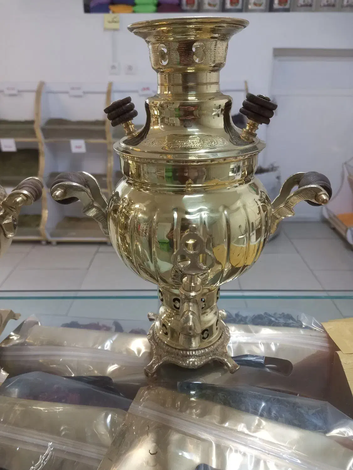 سماور ذغالی یک لیتری برنجی نو|کلکسیون اشیاء عتیقه|بیرجند, |دیوار