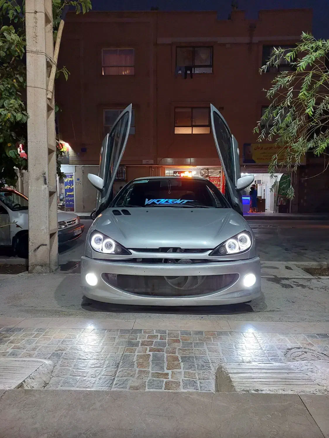 لولا درب خفاشی ۲۰۶|قطعات یدکی و لوازم جانبی|اصفهان, امیرعرب|دیوار