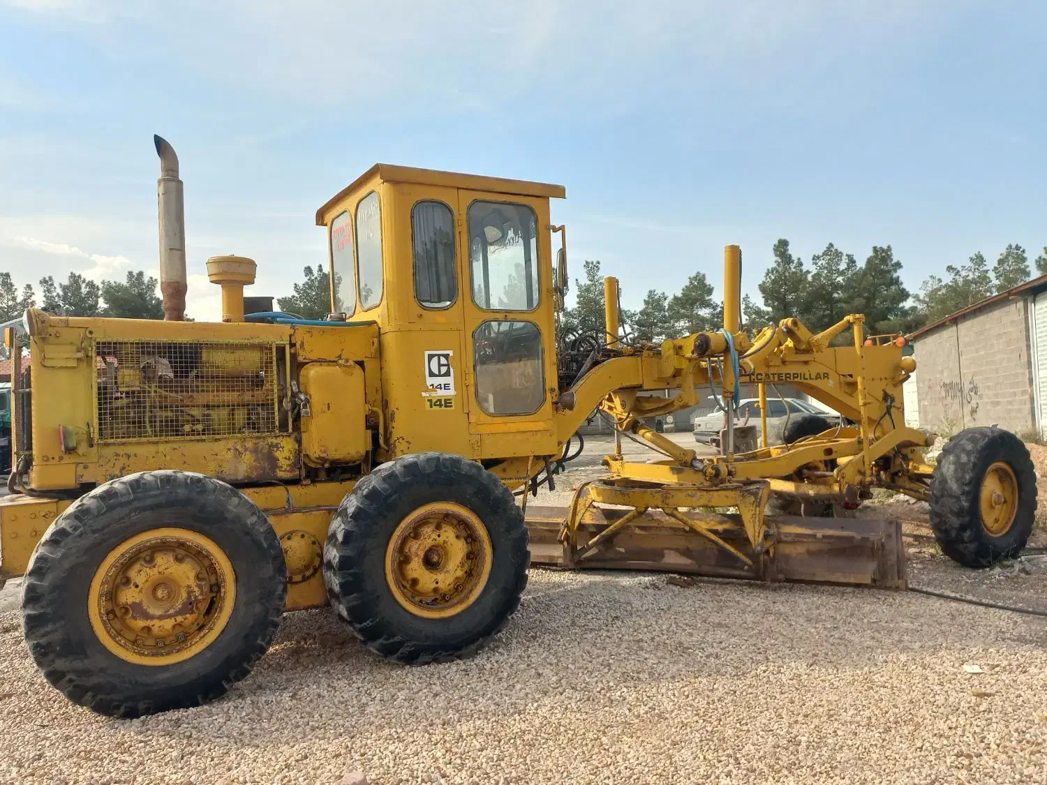 گریدر 14E|خودرو سنگین|شیراز, شهرک استقلال|دیوار