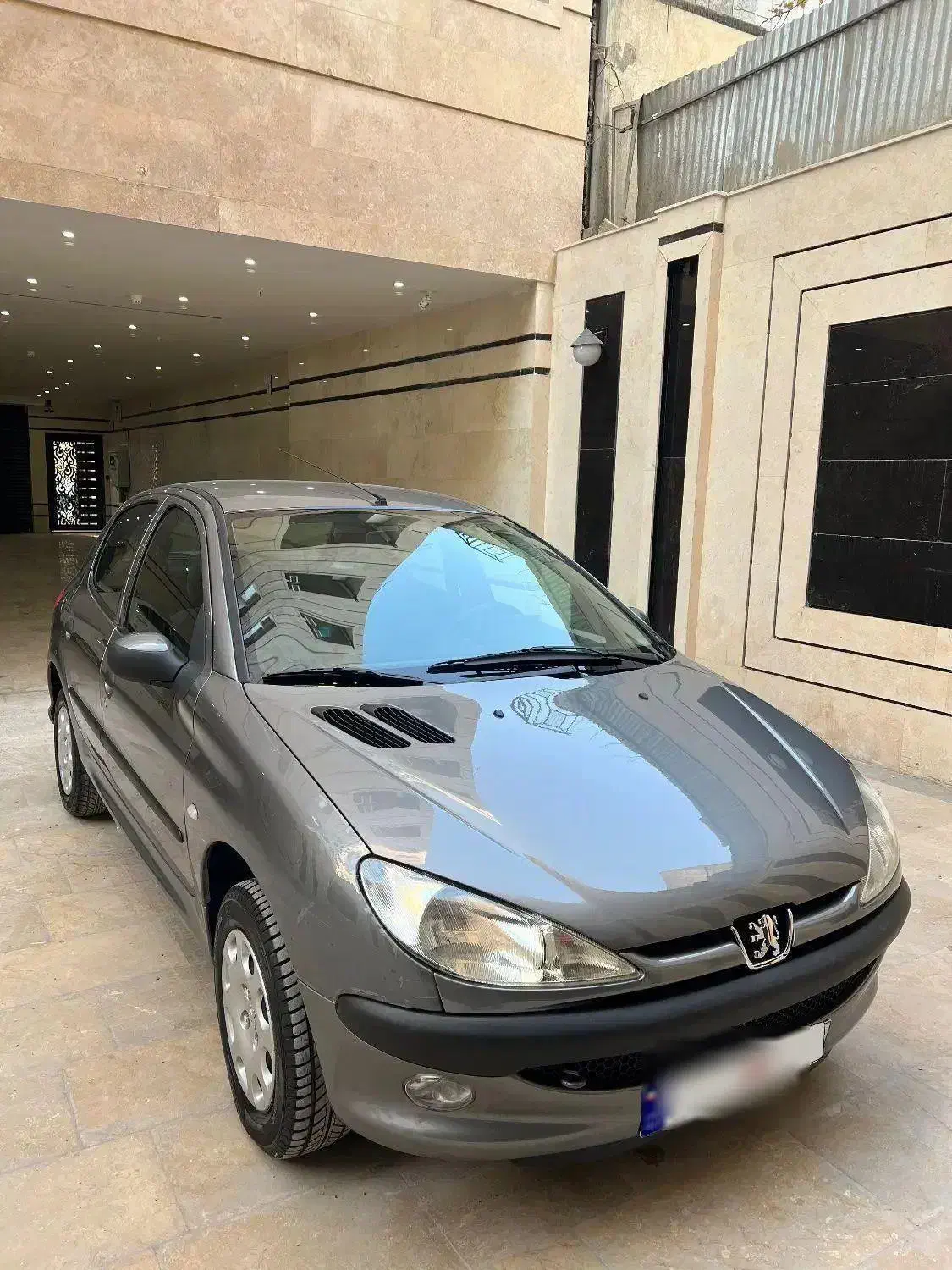 پژو۲۰۶ مدل۸۵ استثنایی|خودرو سواری و وانت|مشهد, دانشجو|دیوار