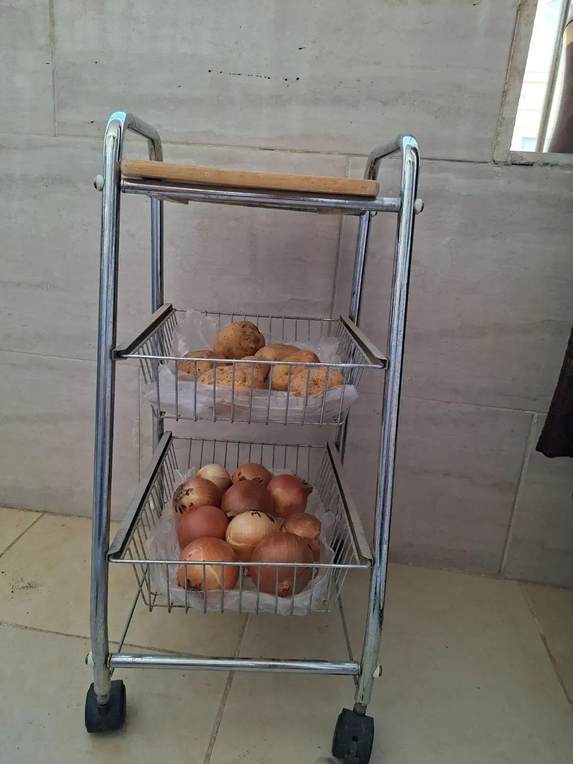 جا سیب زمینی پیاز|آبچکان و نظمدهنده ظروف|مشکیندشت, |دیوار