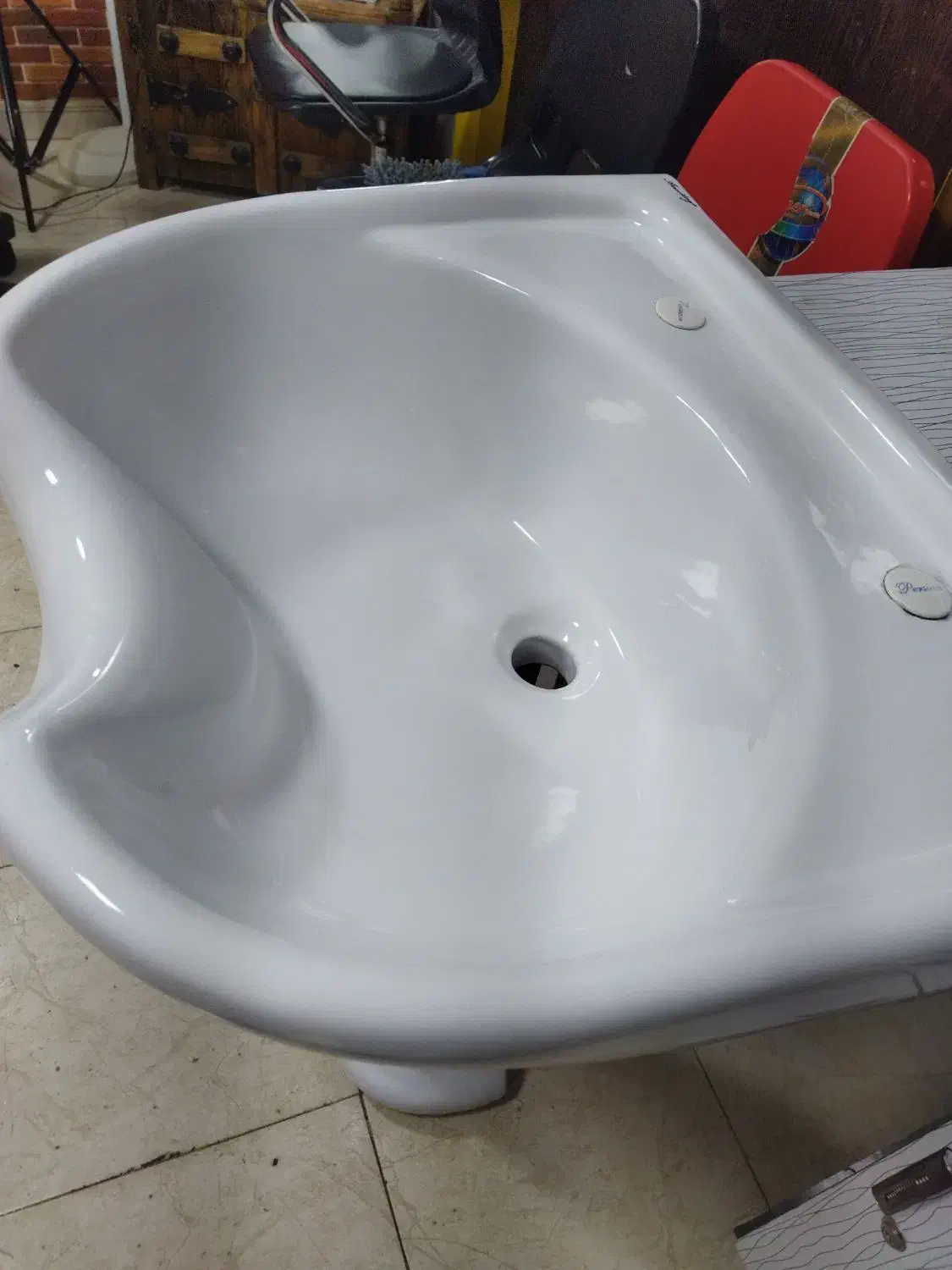 سرویس بهداشتی|آرایشگاه و سالن‌های زیبایی|کرمانشاه, |دیوار