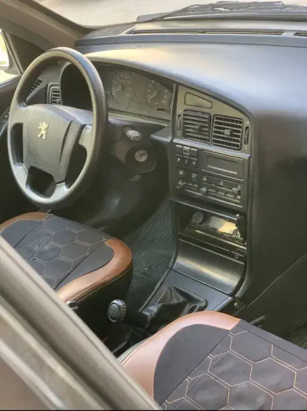 پژو 405 مدل 82|خودرو سواری و وانت|نوشین شهر, |دیوار