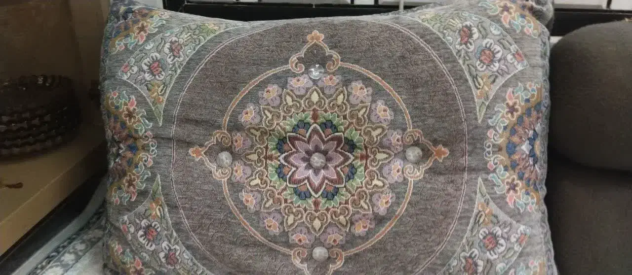 ست ۵ تیکه دور اتاقی|رختخواب، بالش، پتو|خمینیشهر, |دیوار