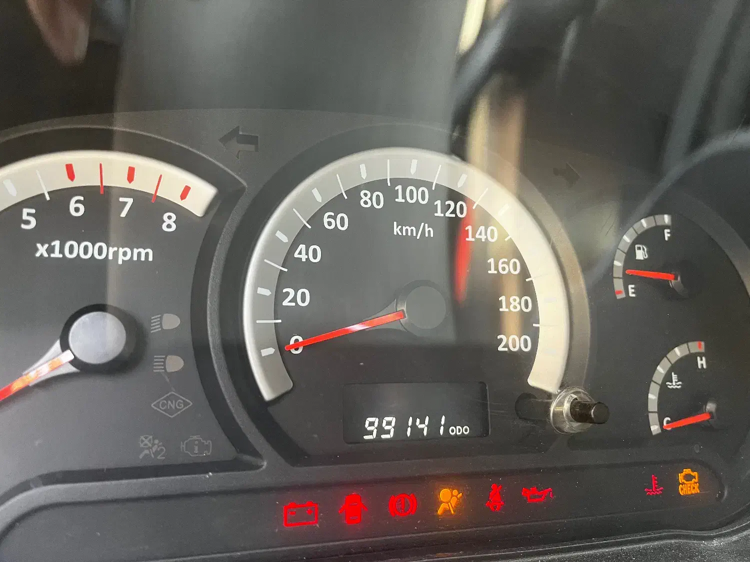 تیبا دو سفید مدل ۹۵|خودرو سواری و وانت|شیراز, شهرک مخابرات|دیوار