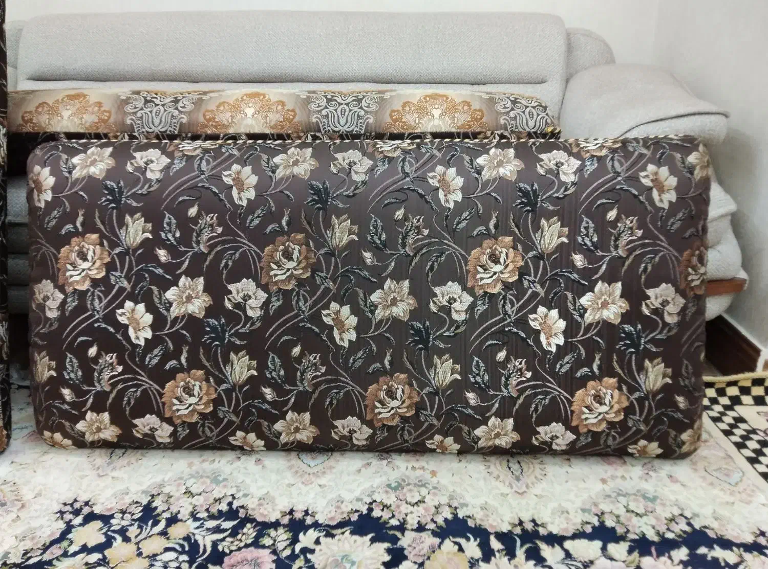 6 عدد پشتی بزرگ دو رویه در حد نو|پشتی|سنندج, |دیوار