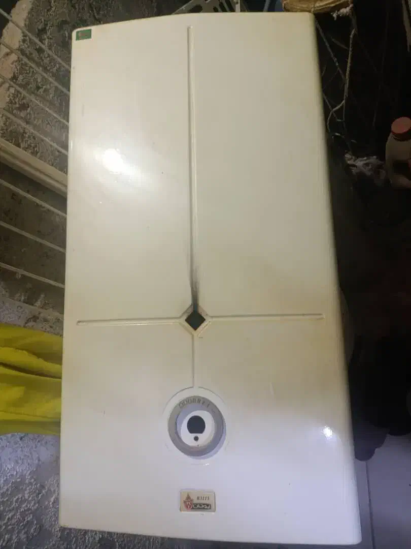 اب گرمکن دیواری|آبگرمکن، پکیج، شوفاژ|فردیس, شهرک شهید حسینی|دیوار