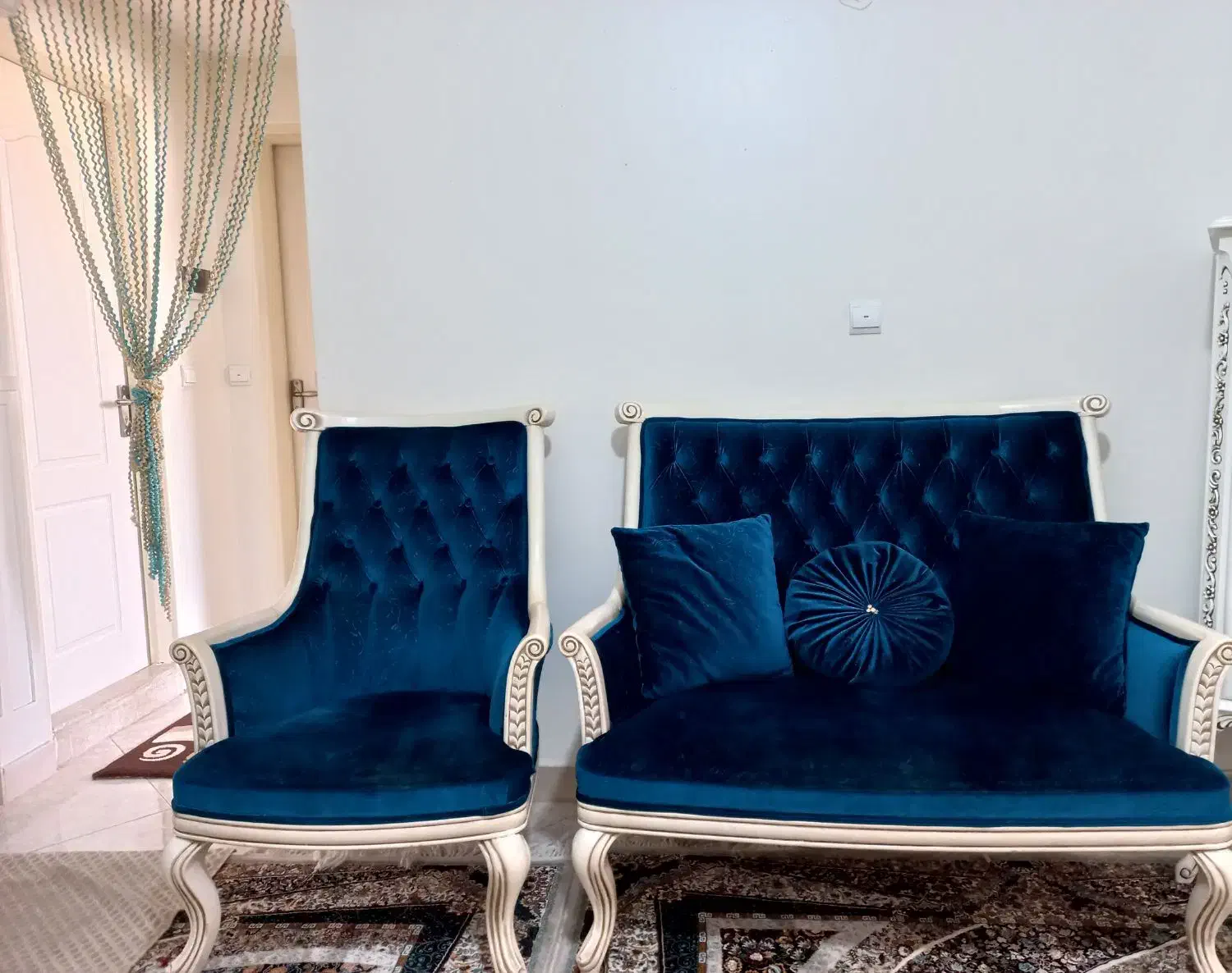 فروش وسایل منزل مبل و اینه کنسول|مبلمان خانگی و میز عسلی|بومهن, |دیوار