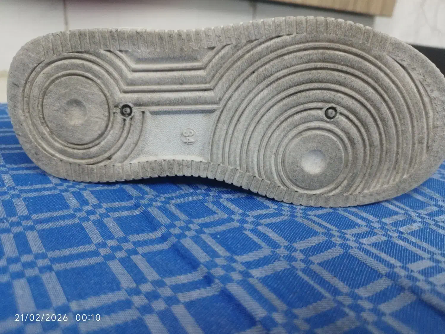 کفش|کیف، کفش، کمربند|نسیم‌شهر, |دیوار