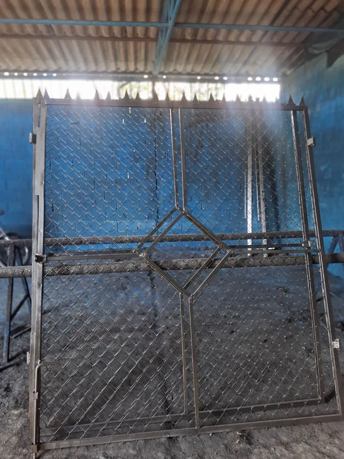 فنس پایه بتنی پایه فلزی درب|مصالح و تجهیزات ساختمان|گرگان, |دیوار