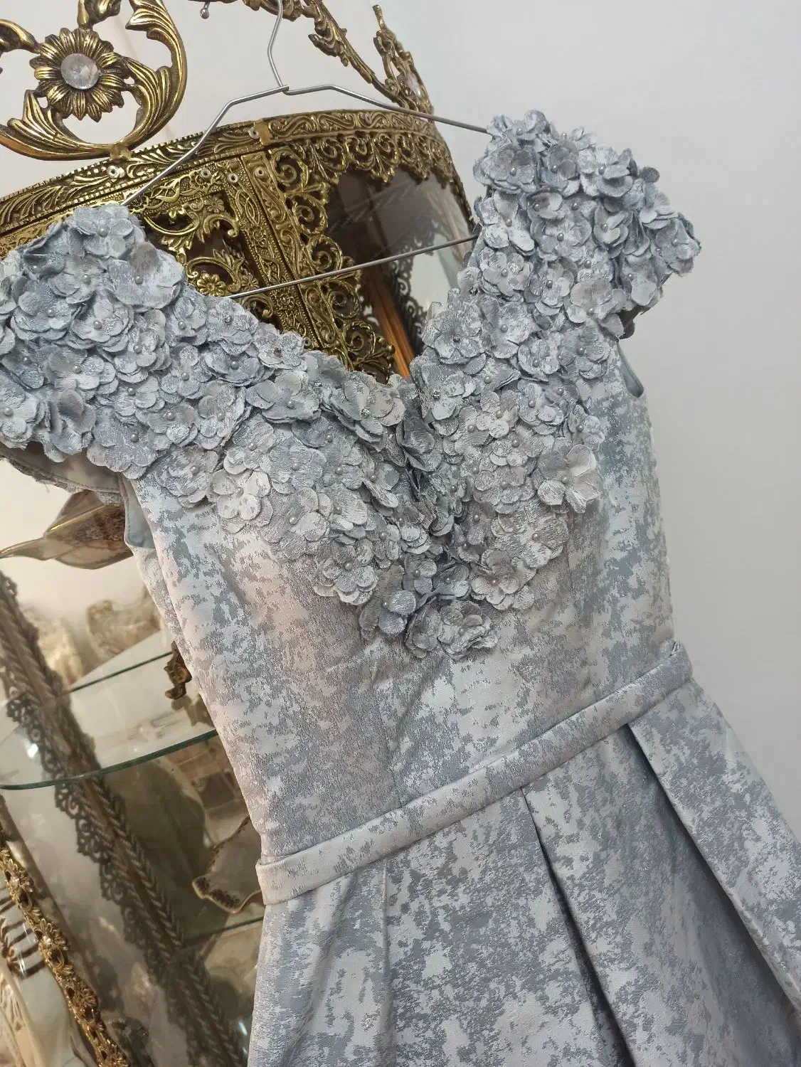 لباس مجلسی|لباس|قرچک, زیبا شهر|دیوار