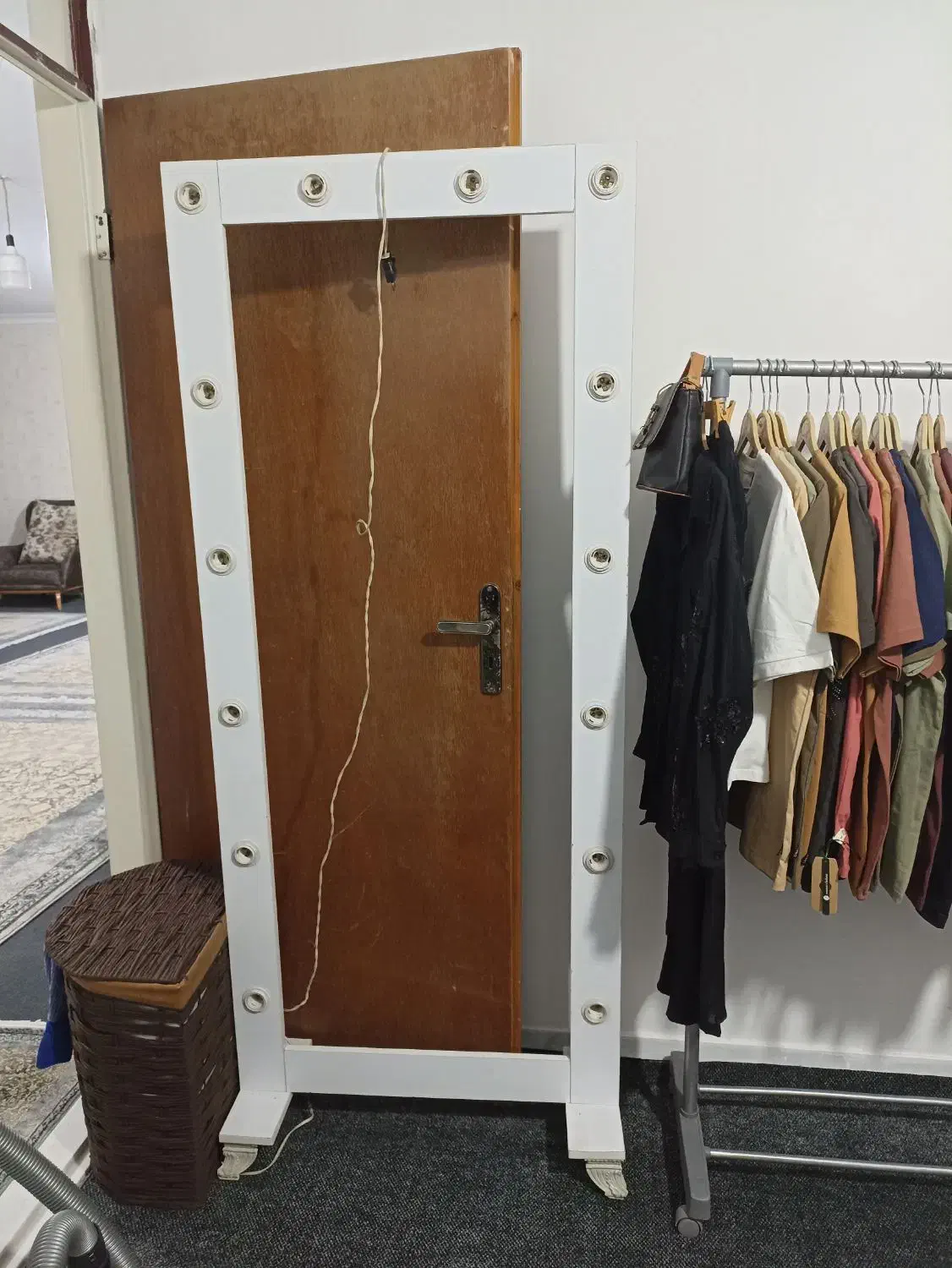 قاب اینه قدی|آینه|اسلام‌شهر, شهرک قائمیه|دیوار