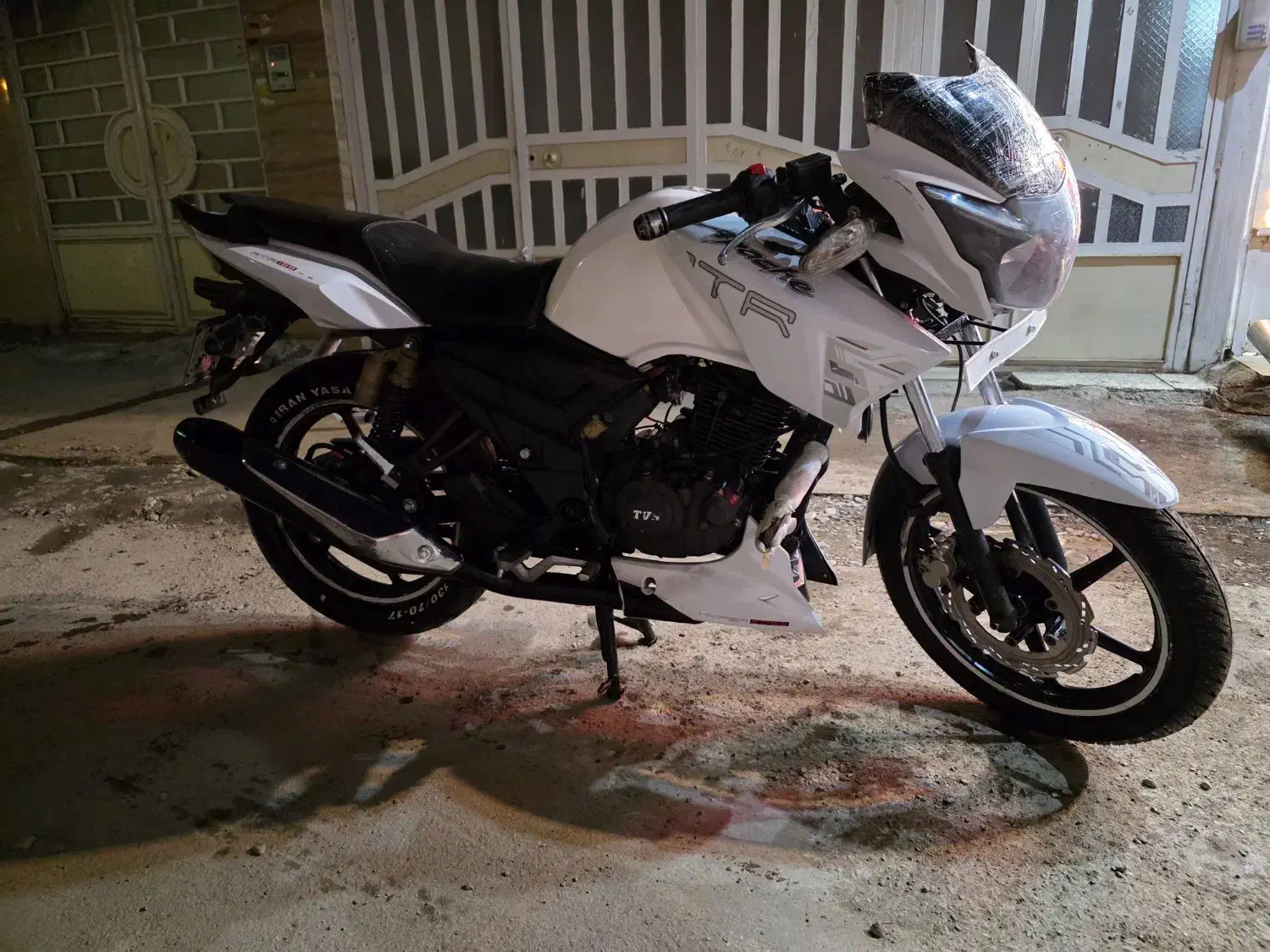 آپاچی ۱۸۰ مدل ۱۳۹۳|موتورسیکلت|نیشابور, گنبد سبز|دیوار