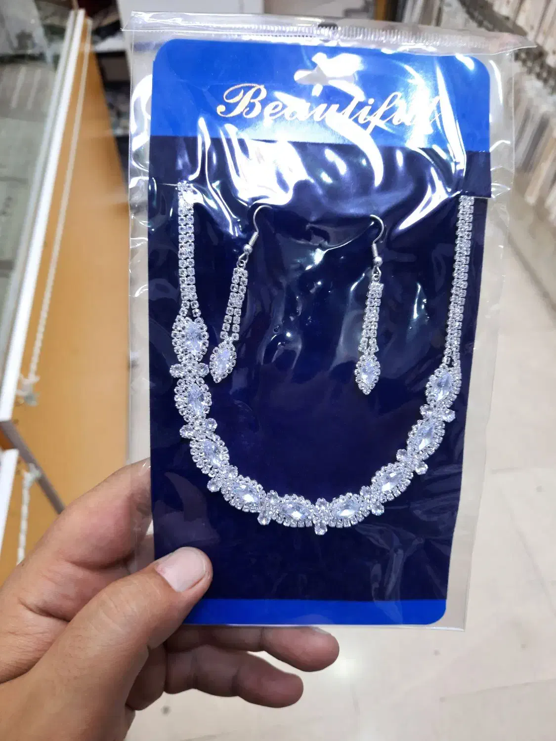 نیم ست مجلسی نگین دار در طرح های مختلف بدلیجات|بدلیجات|قم, ارم|دیوار