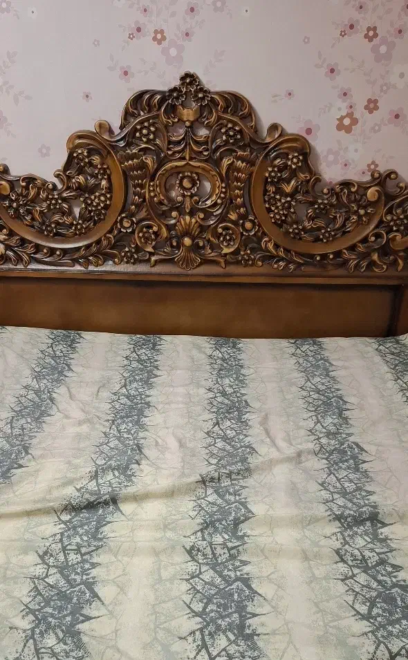تخت دونفره تمام چوب|تخت و سرویس خواب|تهران, اختیاریه|دیوار