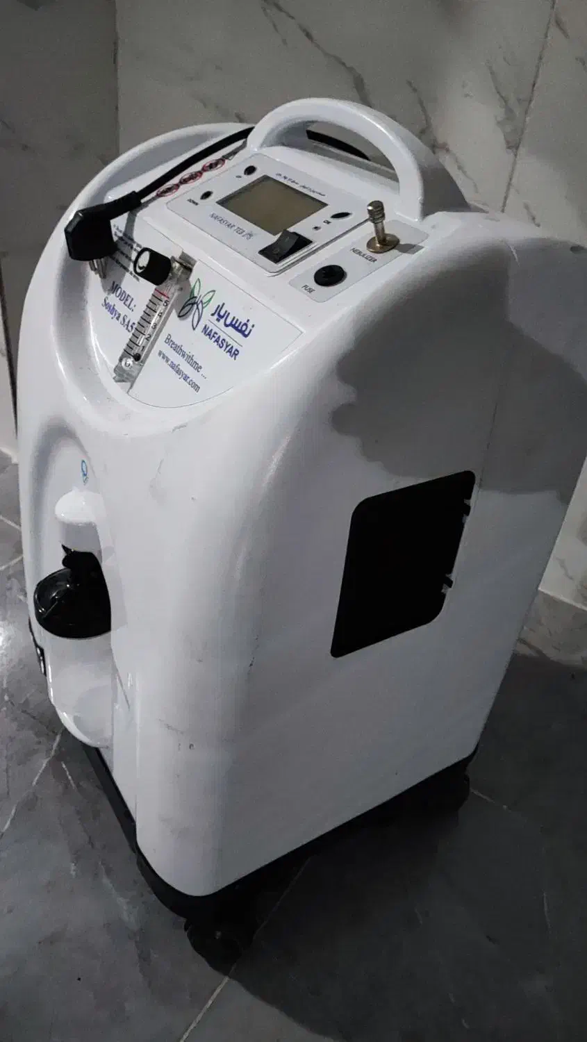 اکسیژن ساز 5 لیتری تمیز|آرایشی، بهداشتی، درمانی|سنندج, |دیوار