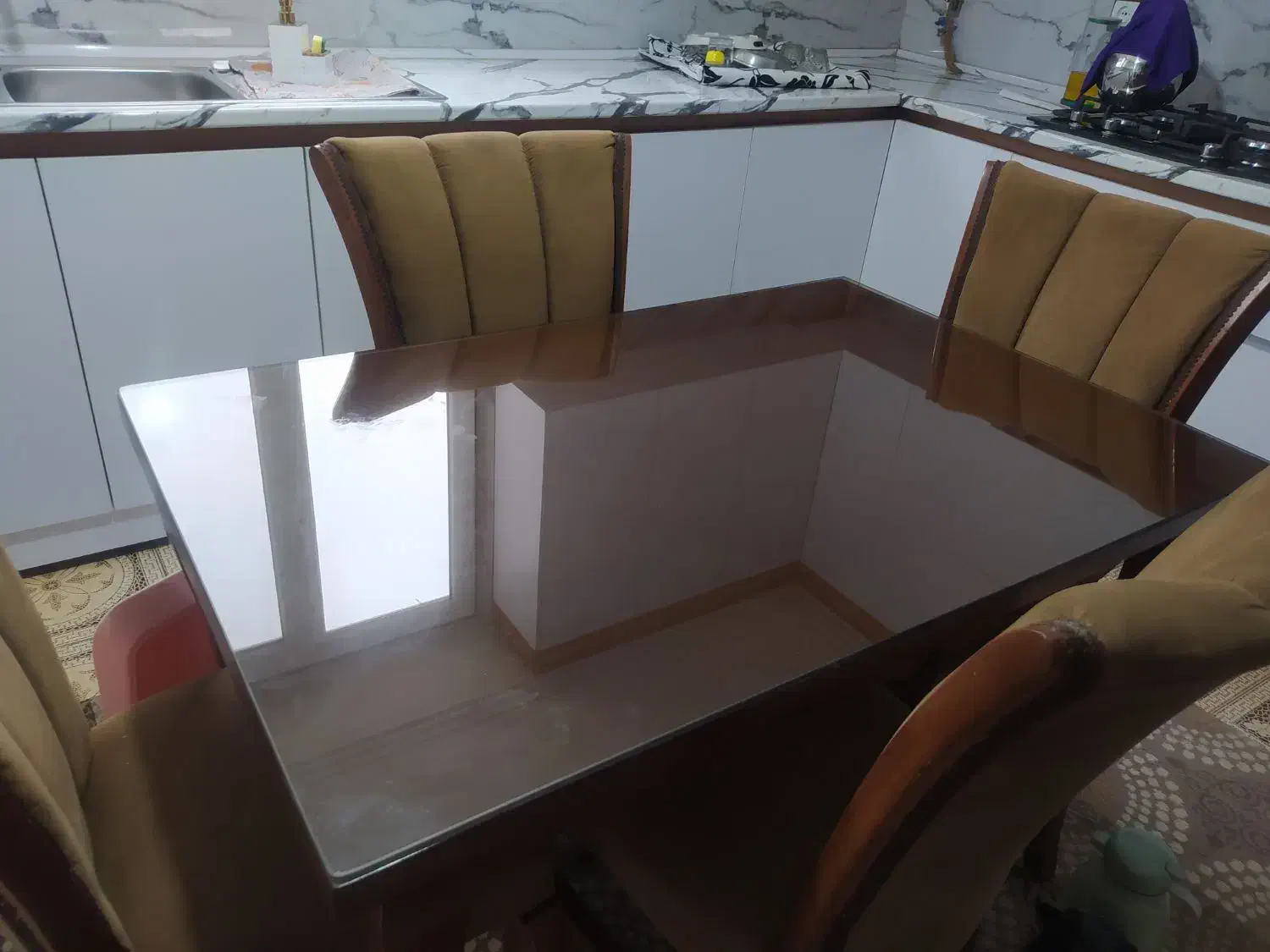 میز غذا خوری چهار نفره|میز و صندلی غذاخوری|بوئین زهرا, |دیوار