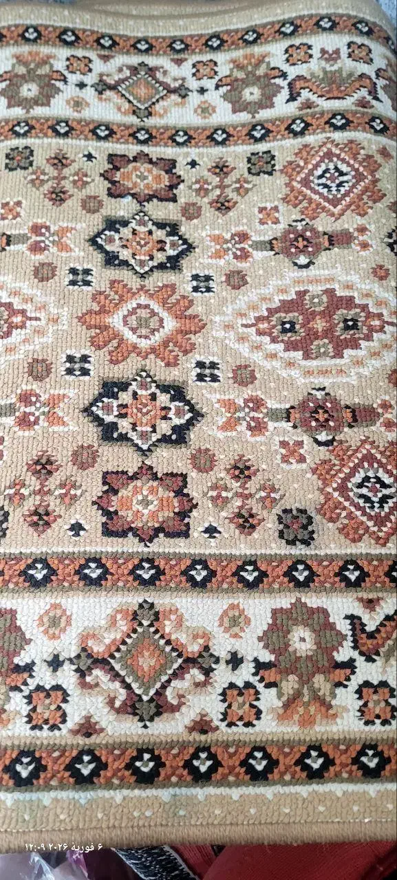 پشتی و زیلو|پشتی|قم, پردیسان|دیوار