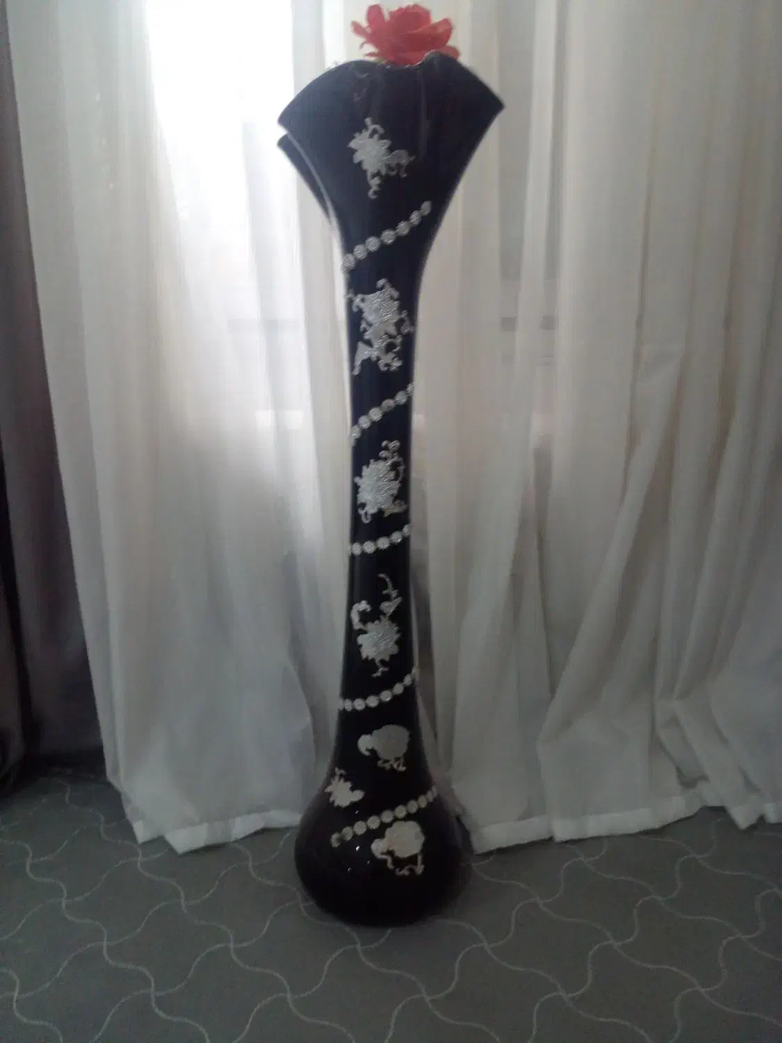 گلدان بزرگ|گل مصنوعی|بیستون, |دیوار