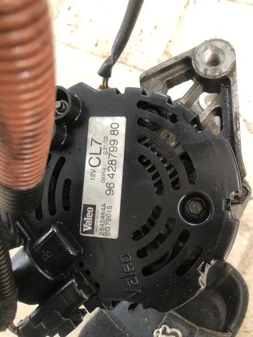 لوازم استوک اروپایی|قطعات یدکی و لوازم جانبی|قم, کوه سفید|دیوار