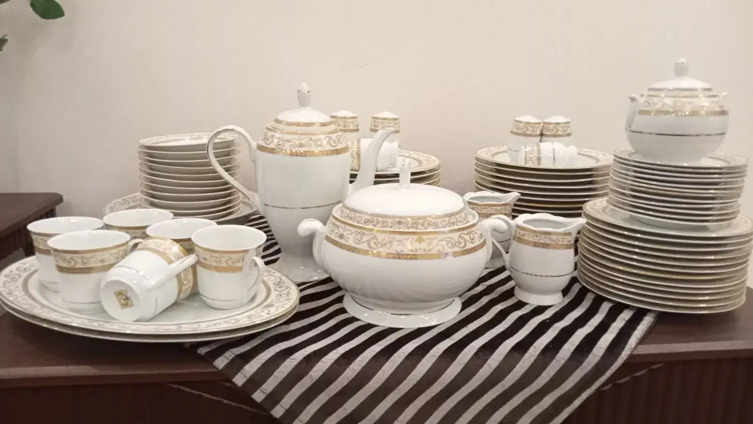 سرویس چینی  پذیرایی|ظروف سرو و پذیرایی|پردیس, فاز ۱۱|دیوار