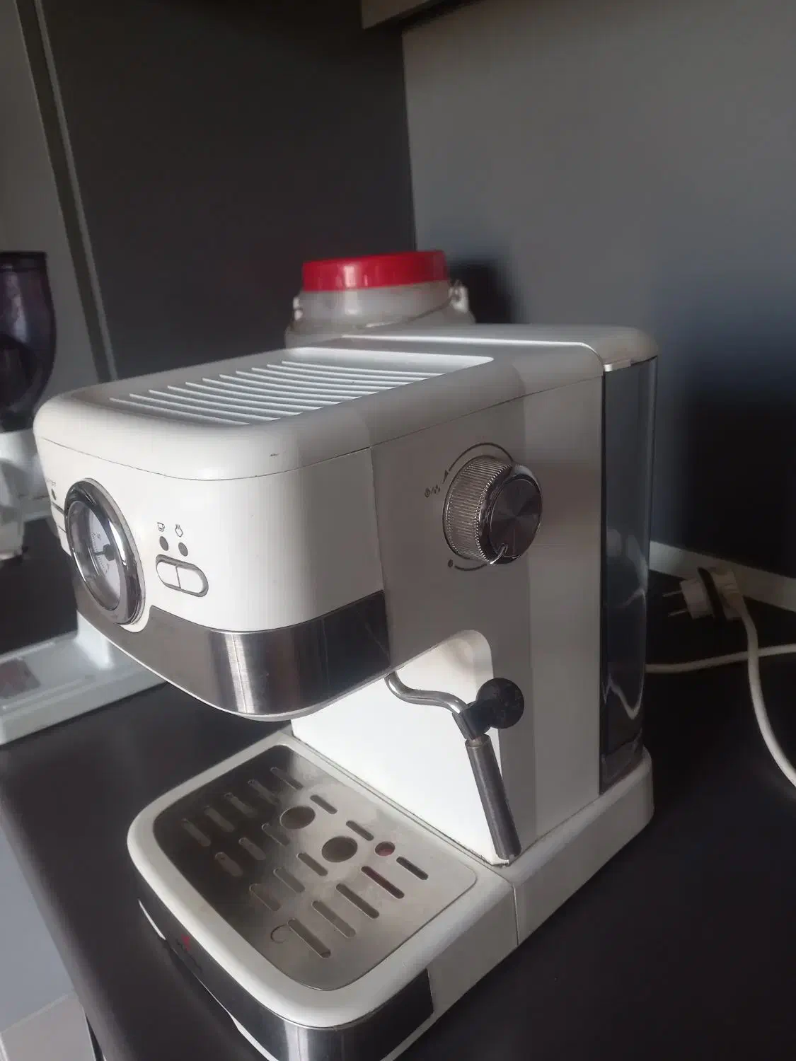 قهوه ساز و اسیاب|سماور، چای‌ساز، قهوه‌ساز|آستانه اشرفیه, |دیوار