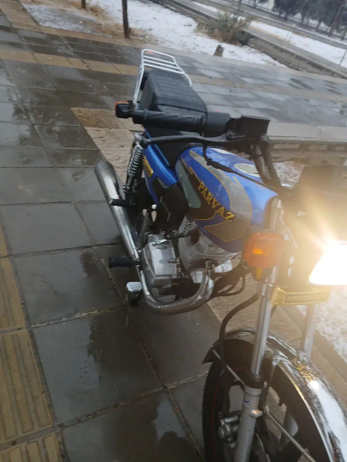 پرواز ۲۰۰ مدل ۱۴۰۴|خودرو کلاسیک|تهران, زهتابی|دیوار