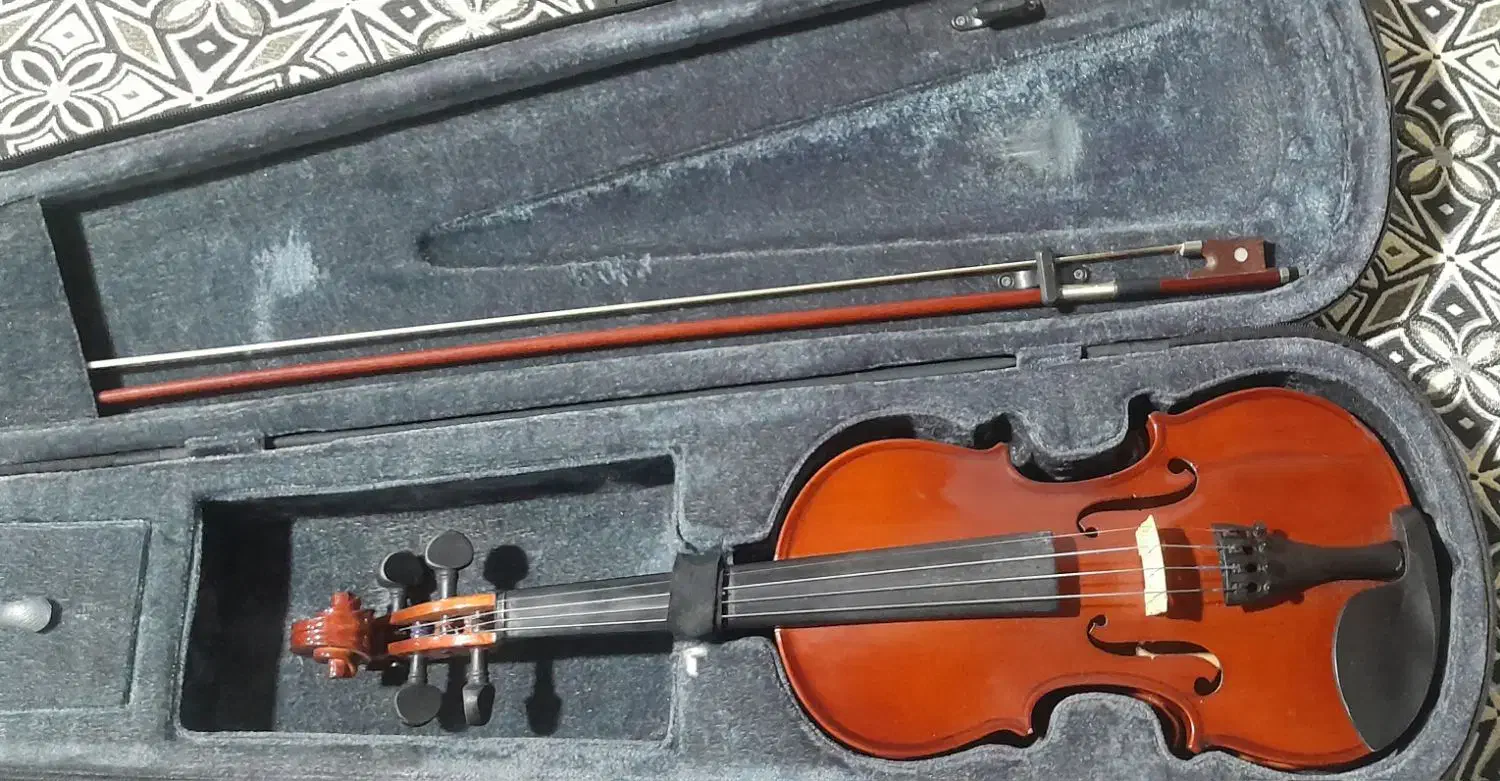 ویالون 3/4 Amati|ویولن|لاهیجان, کوه بیجار|دیوار