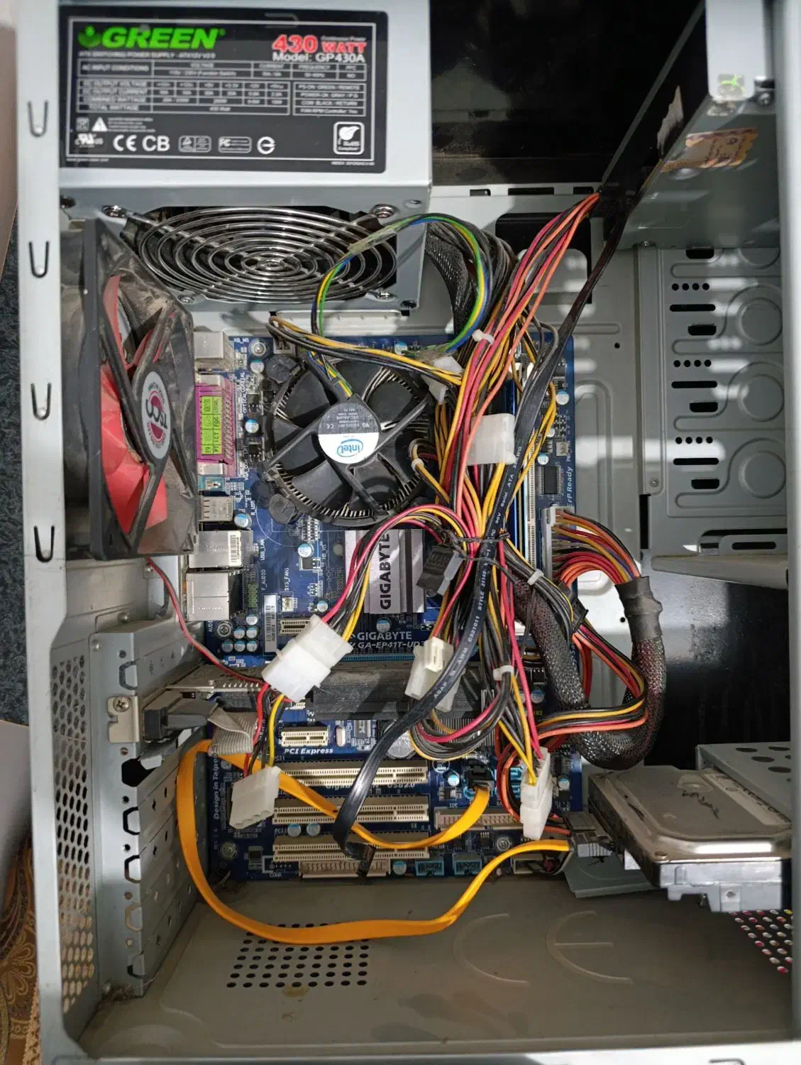 سیستم خانگی و مانیتور|رایانه رومیزی|دیواندره, |دیوار