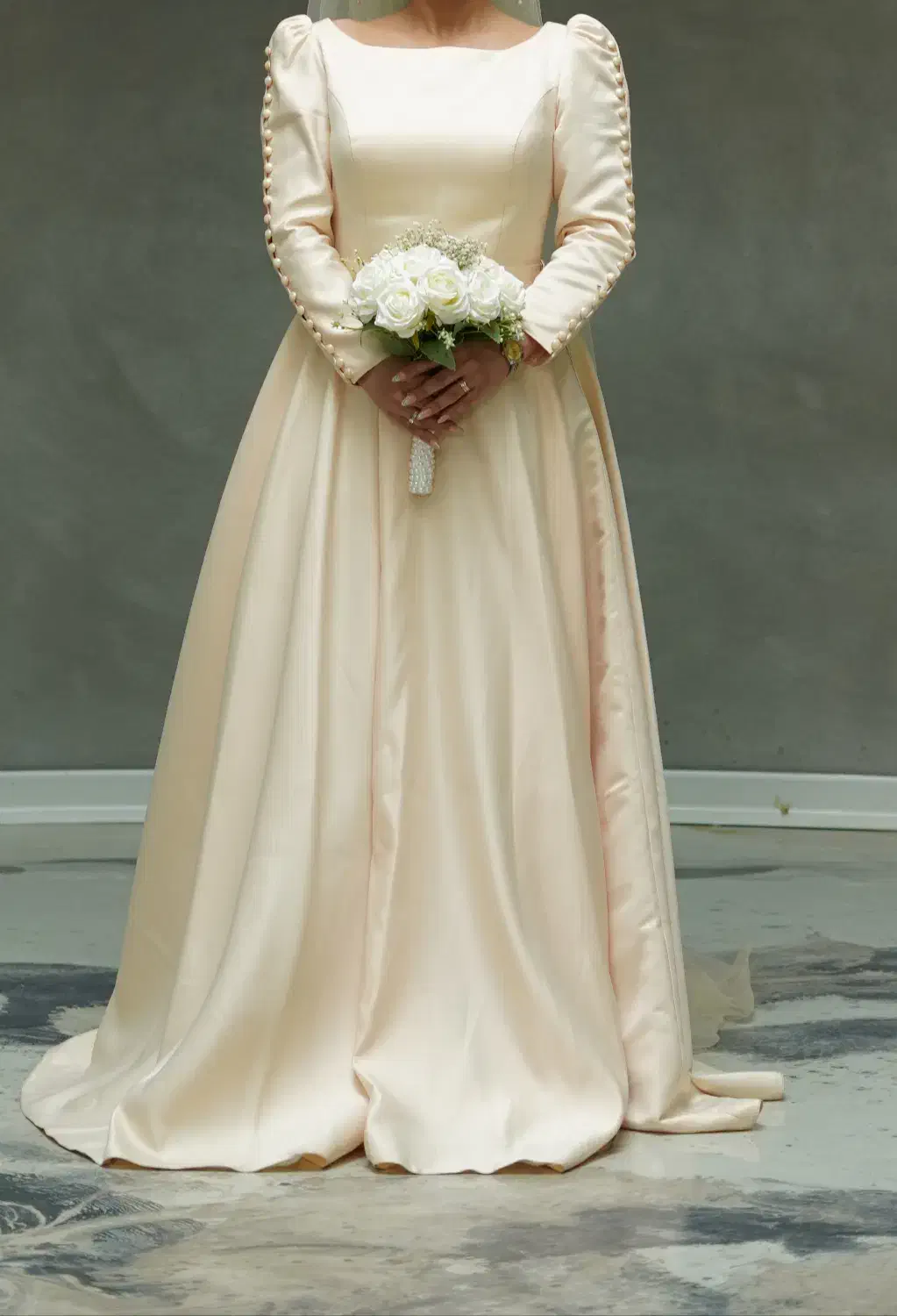 پیراهن مناسب عقد و نامزدی و بله برون|لباس|اندیشه, اندیشه فاز ۴|دیوار