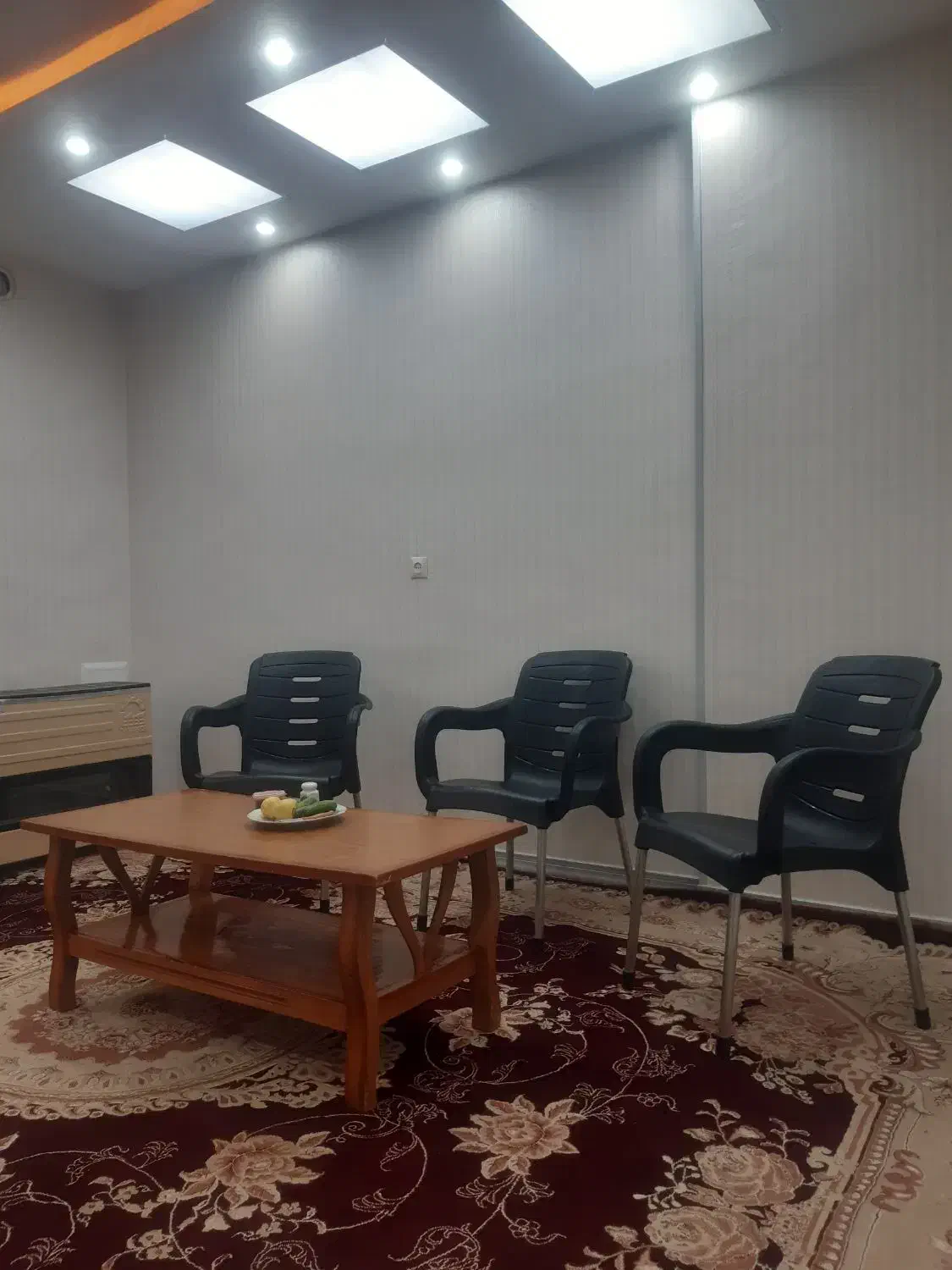 فروش واحد  تک واحدی  حیاط دار|فروش آپارتمان|شهرکرد, |دیوار