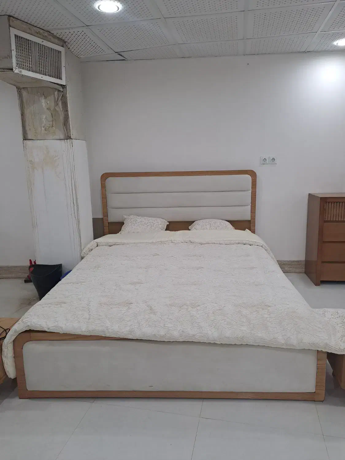 سرویس خواب مدل ساژین|تخت و سرویس خواب|شاهین دژ, |دیوار