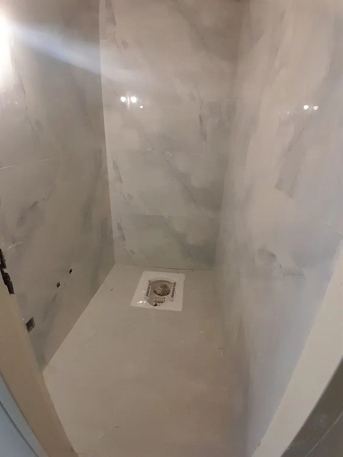 نصاب کاشی کار کاشیکاری سرامیک کار گچ کار گچکار|خدمات پیشه و مهارت|تهران, تهرانپارس شرقی|دیوار