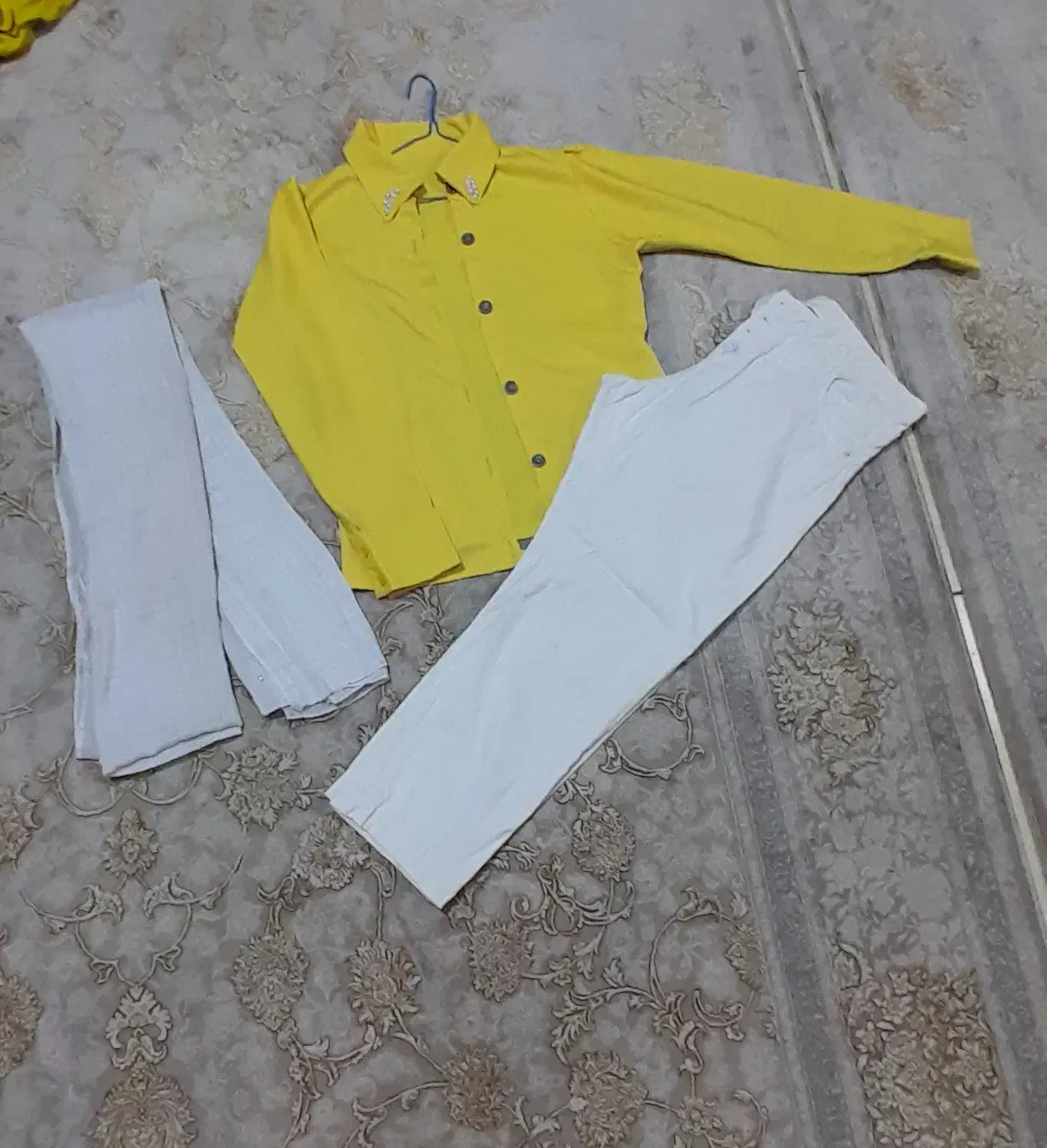 لباس زنانه و بچگانه، در حدنو تیکه ۳۰ تا ۸۰ ت|لباس|بومهن, |دیوار