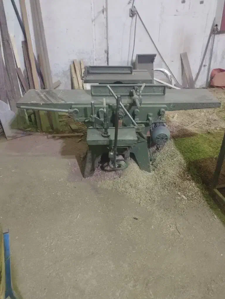 دستگاه های نجاری و ام دی اف|ماشین‌آلات صنعتی|سلماس, |دیوار