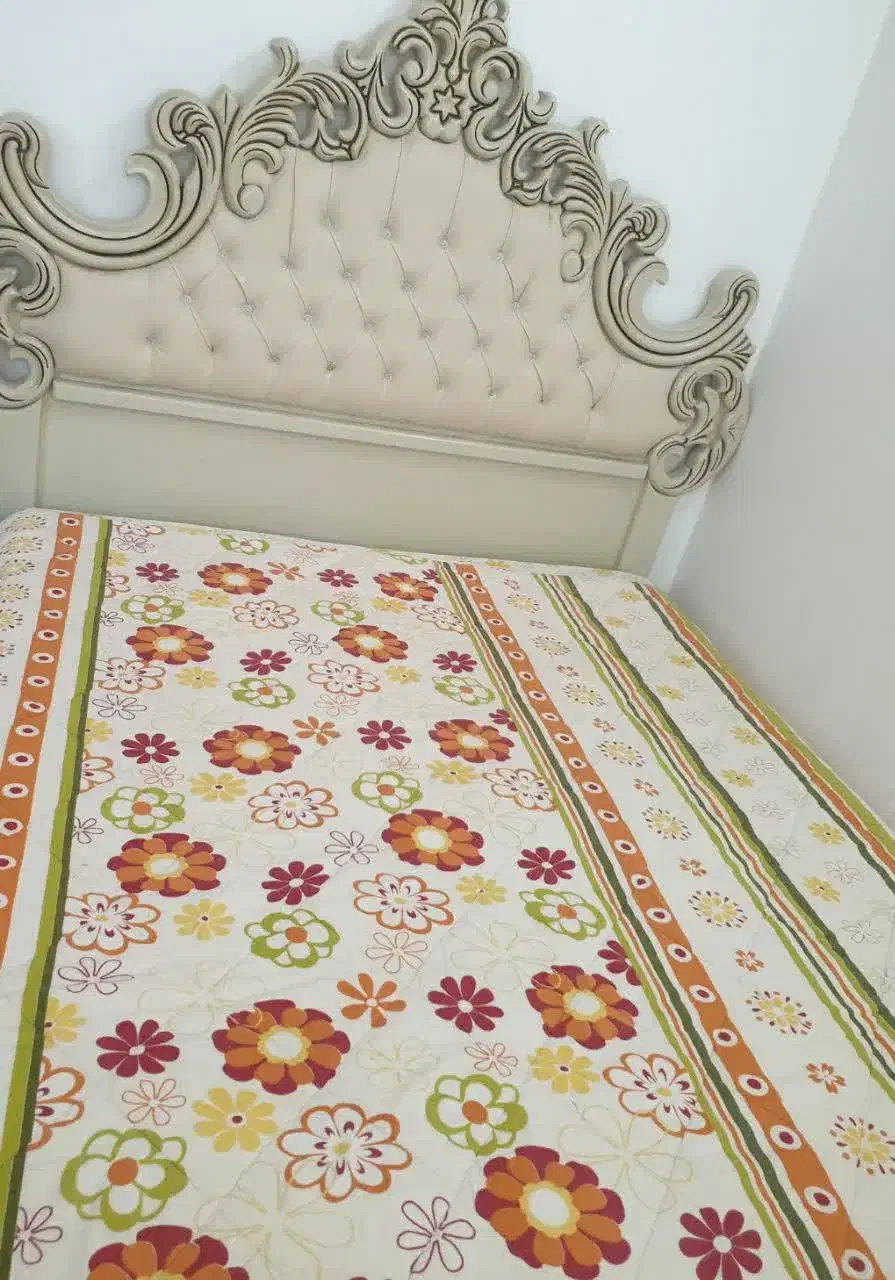 سرویس تخت 2نفره و آیینه دراور شیری رنگ نونو|تخت و سرویس خواب|بیرجند, |دیوار