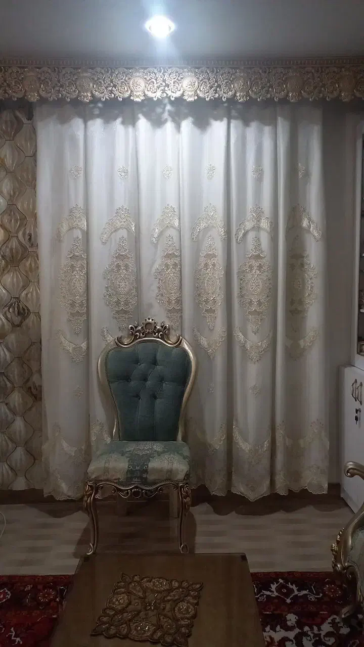 پرده پذیرایی|پرده، رانر، رومیزی|ری, شهادت|دیوار