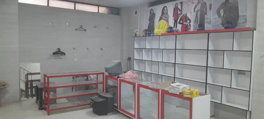 اجاره زیر زمین ۶۰ متری خیابان مولوی|اجارهٔ مغازه و غرفه|قروه, |دیوار