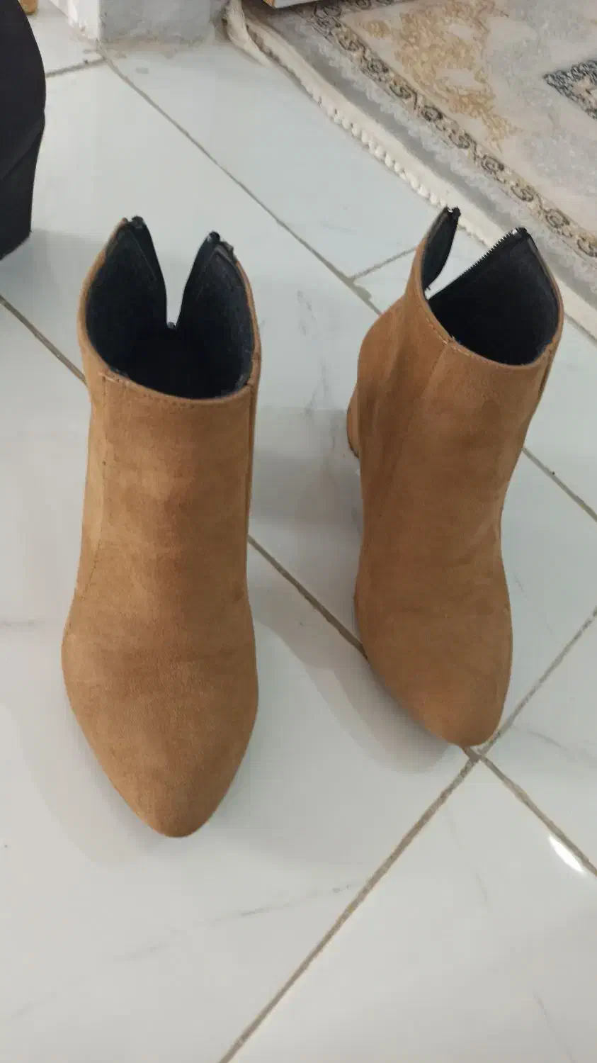 دو جفت نیم بوت نونواصلا پوشیده نشدن مشکی ها|کیف، کفش، کمربند|کرمانشاه, |دیوار