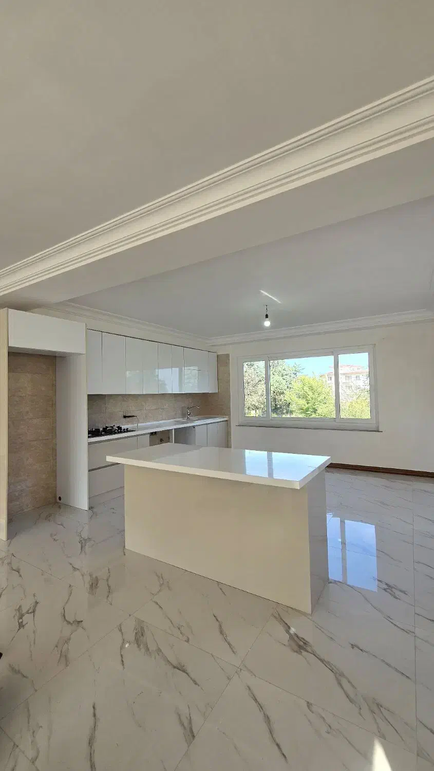 اجاره طبقه اول از دو طبقه روی پیلوت/لوکیشن برند|اجارهٔ آپارتمان|رامسر, |دیوار