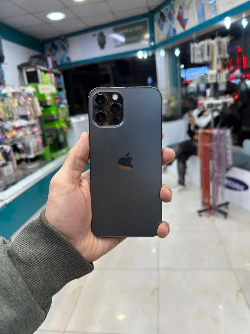 آیفون ۱۲ پرومکس|موبایل|قم, زنبیل آباد|دیوار