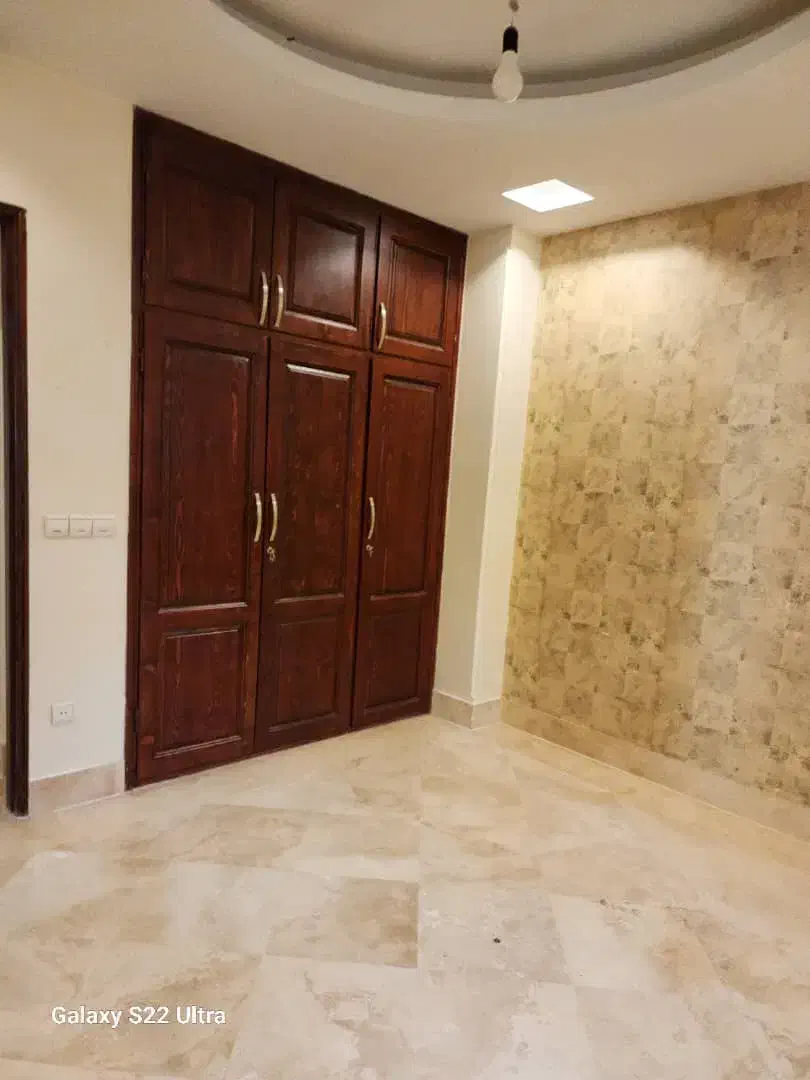 250متر منطقه مجلل دروس