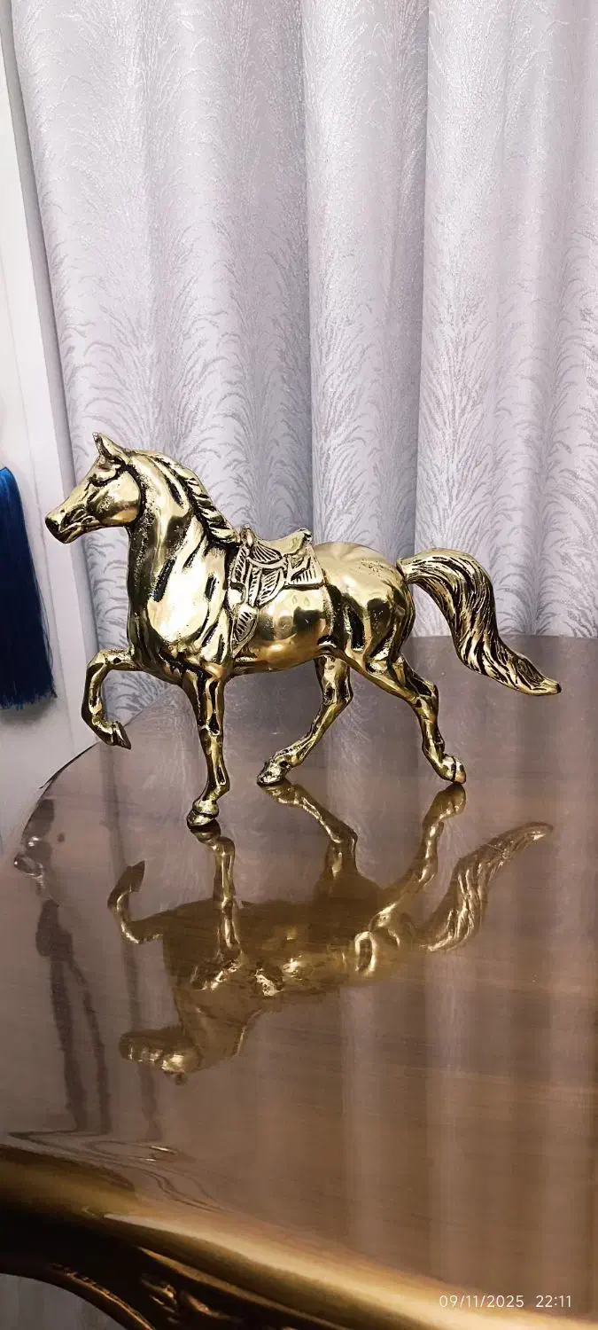 اسب و گلدان برنجی|صنایع دستی و سایر لوازم تزئینی|تهران, خاک سفید|دیوار