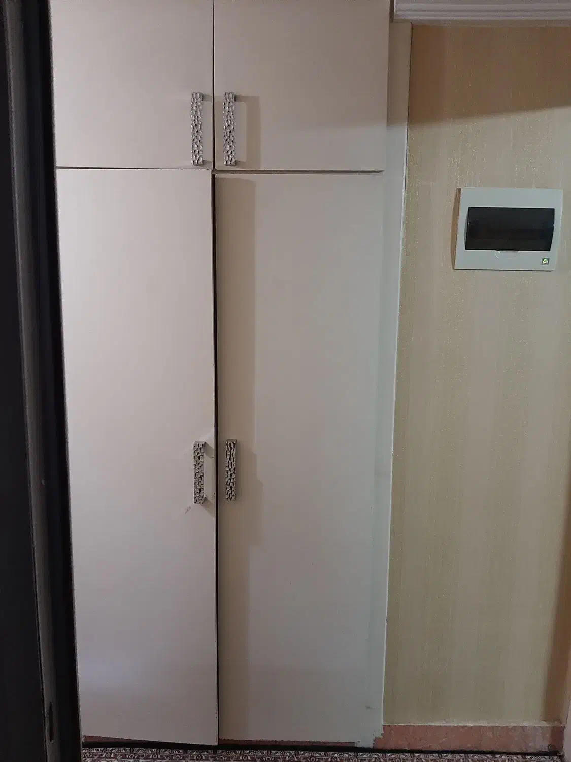 در کمد دیواری|جاکفشی، کمد، دراور|مشهد, شاهد (شهرک غرب)|دیوار